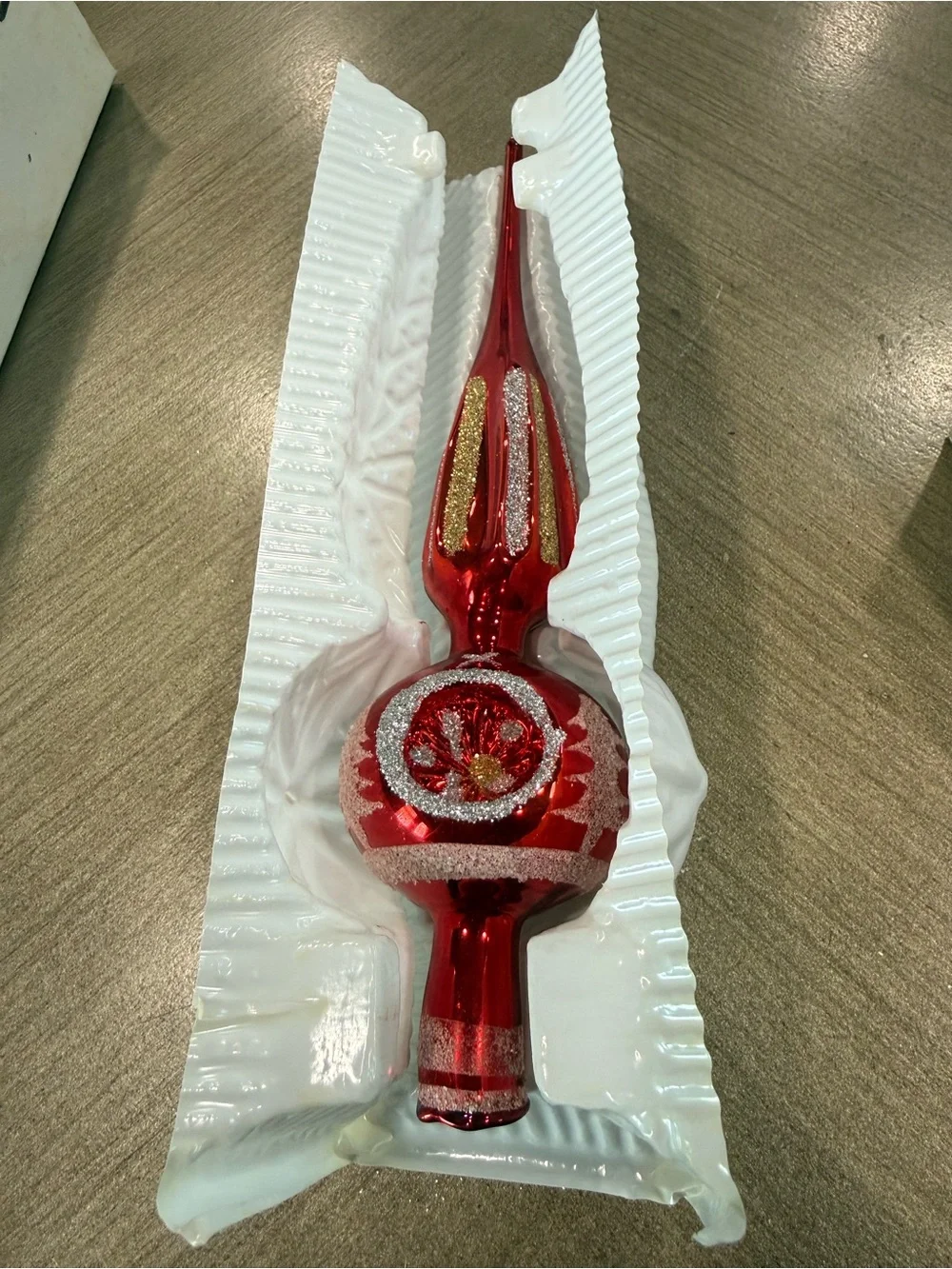 Christmas classics elegant red